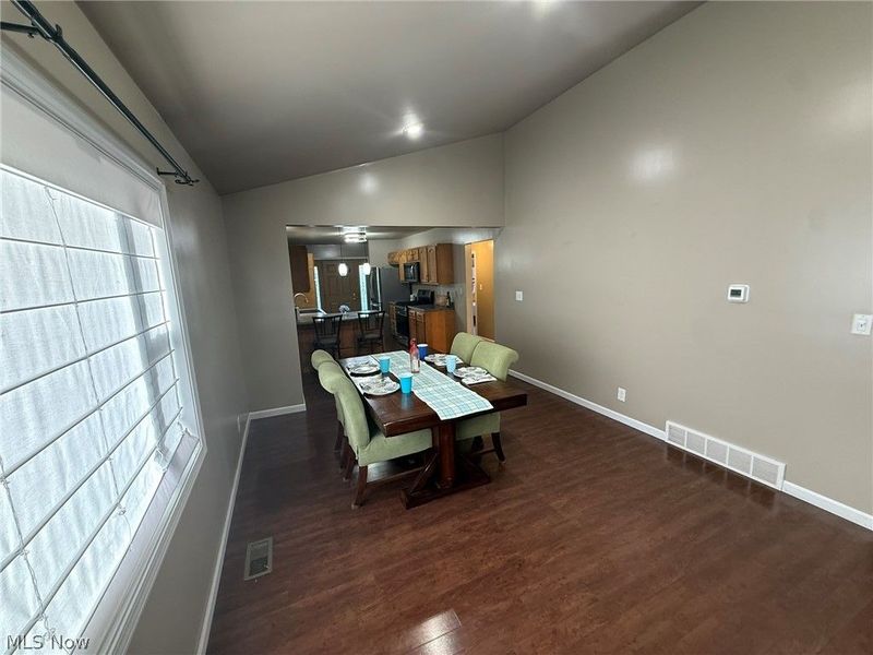 456 Beucler Avenue NW, Bolivar, OH 44612 Photo 13