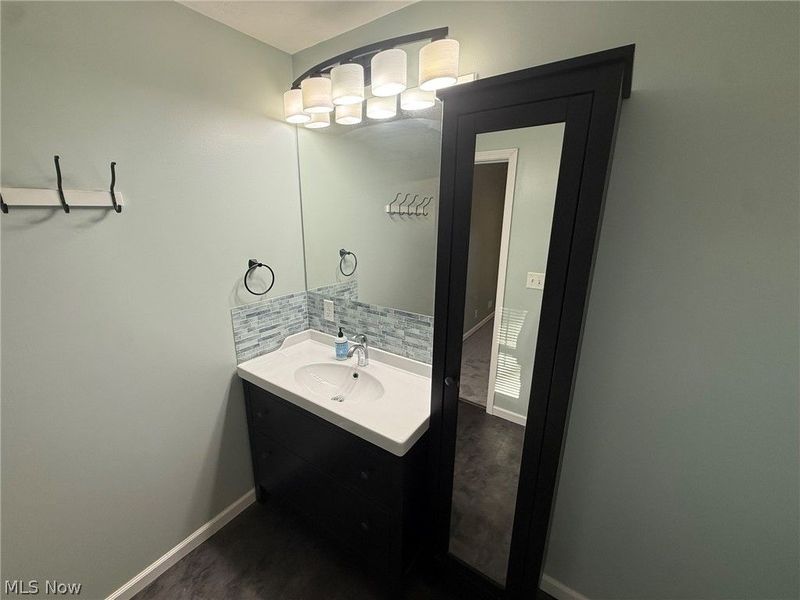 456 Beucler Avenue NW, Bolivar, OH 44612 Photo 18