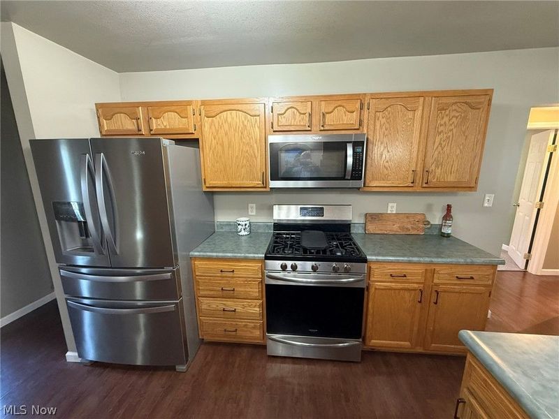 456 Beucler Avenue NW, Bolivar, OH 44612 Photo 9