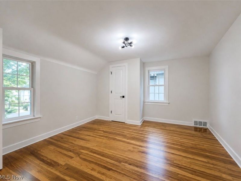 1307 Ford Road, Lyndhurst, OH 44124 Photo 31