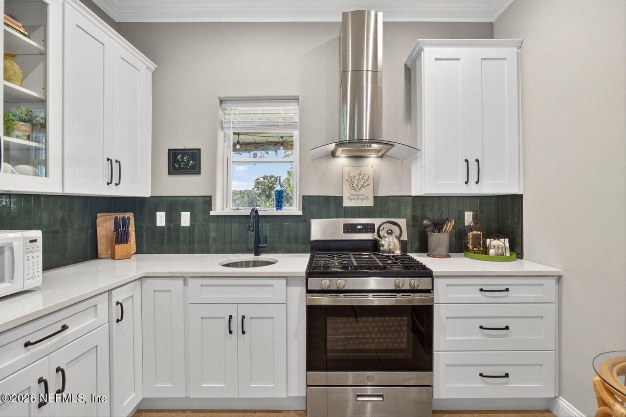 301 Saratoga Drive, Satsuma, FL 32189 Photo