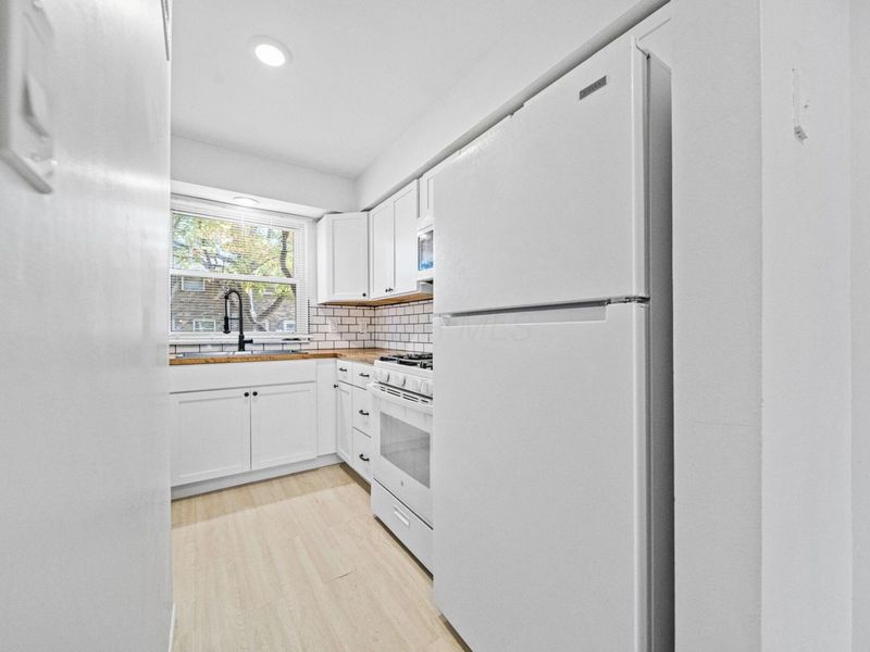 2370 Woodbrook Circle S, Unit Unit C, Columbus, OH 43223 Photo 6