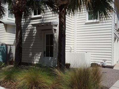 106 Latitude Lane, Mount Pleasant, SC 29464