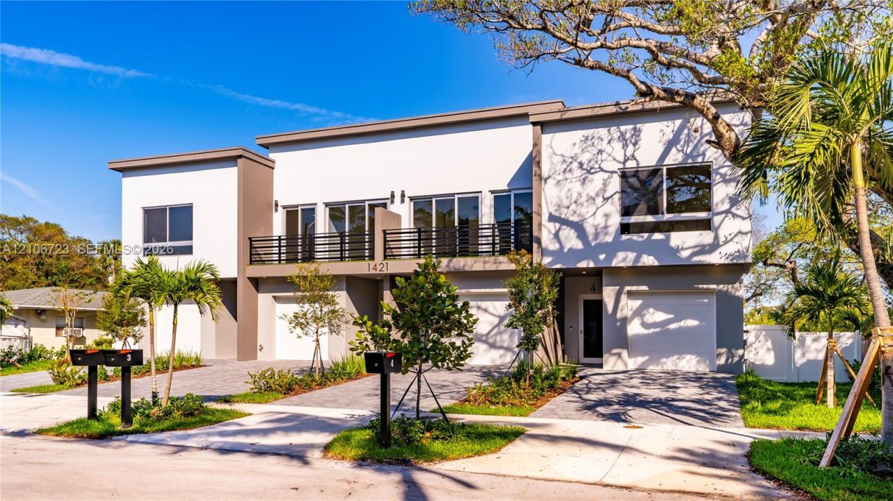 1421 SW 24th Ct, Fort Lauderdale, FL 33315 Photo