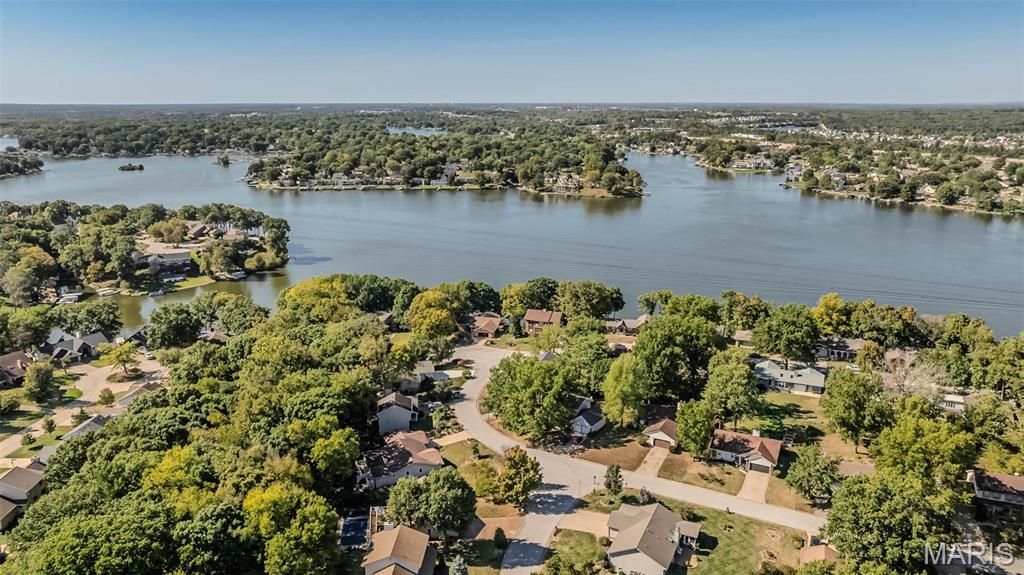 611 Woodchuck Lane, Lake Saint Louis, MO 63367 Main Photo