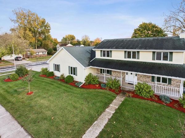 219 HOMEWOOD DRIVE, Brillion, WI 54110