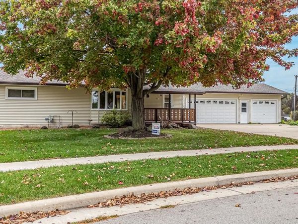 904 NEWTON AVENUE, Waupun, WI 53963