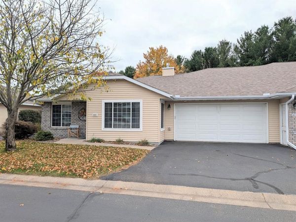 4217 W Robin Meadows Lane, Unit 4217, Eau Claire, WI 54701