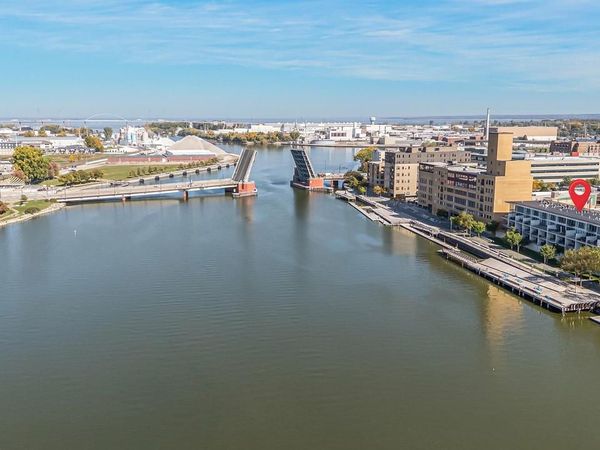 101 CHERRY STREET, Unit 208, Green Bay, WI 54301