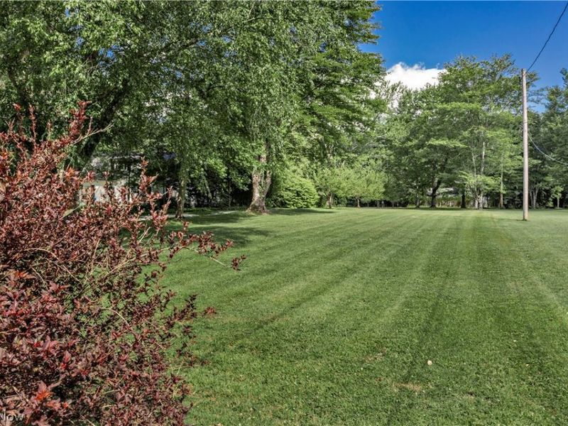 15879 Hemlock Road, Chagrin Falls, OH 44022 Photo 36