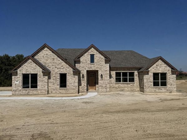 1094 Colt Road, Springtown, TX 76082