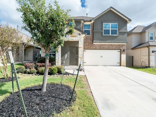 717 Legends LN, Georgetown, TX 78628