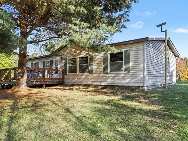 13222 S 38th Street, Vicksburg, MI 49097