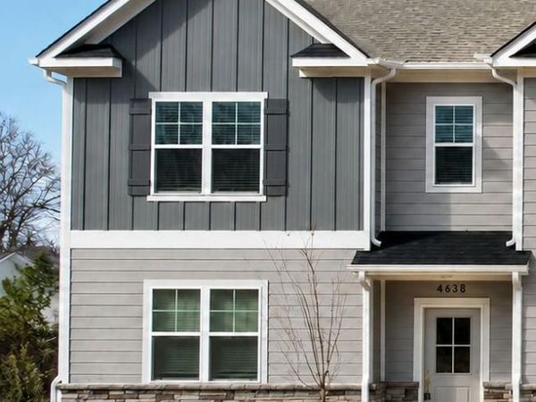 4638 Dogwood Place , Charlotte, NC 28212