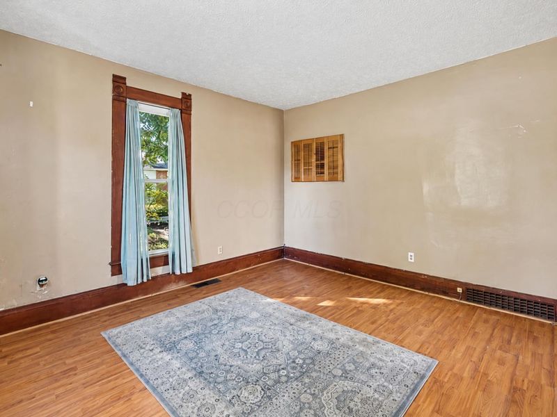 39 S Main Street, Thornville, OH 43076 Photo 12