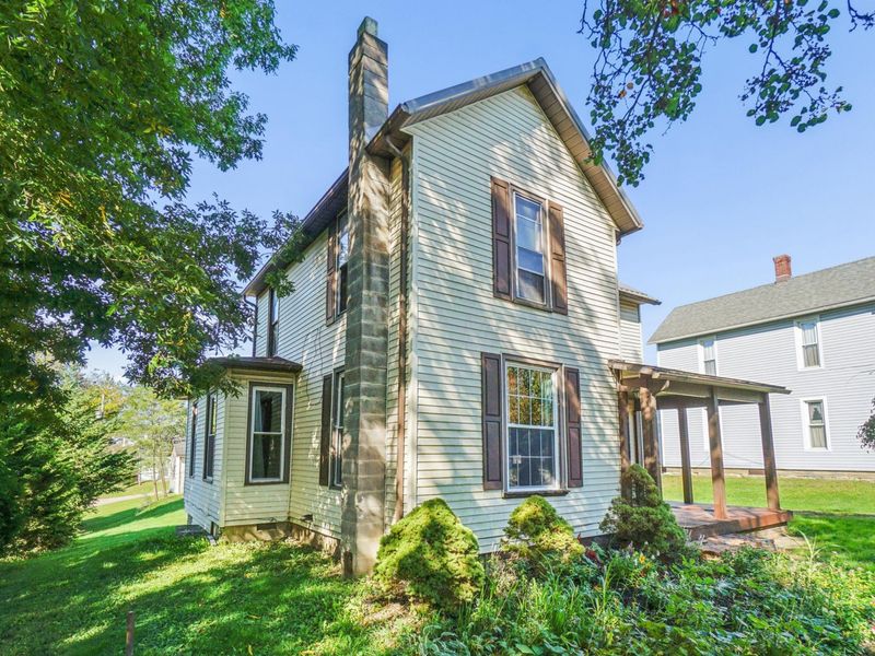 39 S Main Street, Thornville, OH 43076 Photo 3