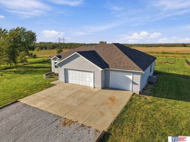 25801 Ironhorse Court, Firth, NE 68358