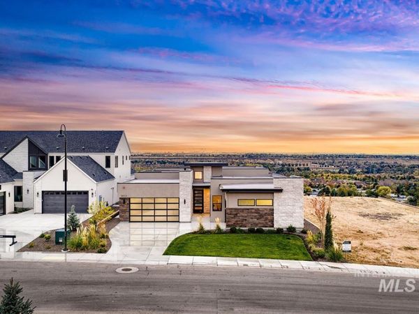 5833 E Prominence Dr., Boise, ID 83716
