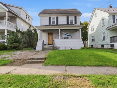 126 E Maple Avenue, East Rochester, NY 14445