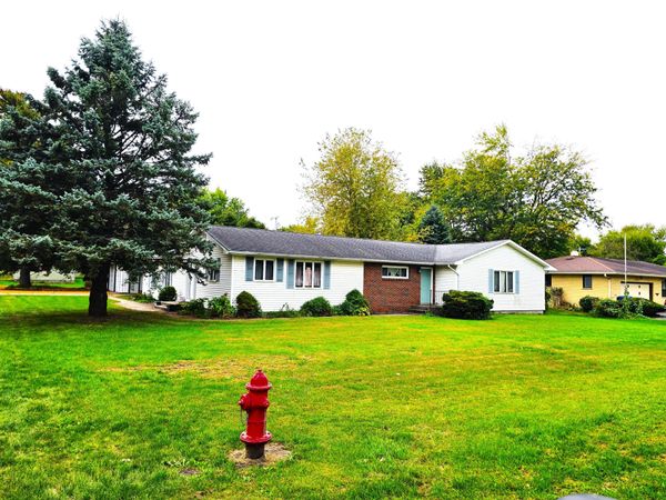 201 W Walnut Street , Morocco, IN 47963