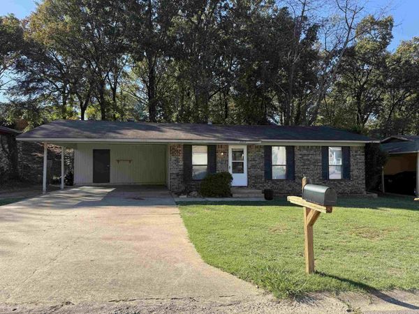 2012 Buffalo Trail , North Little Rock, AR 72118