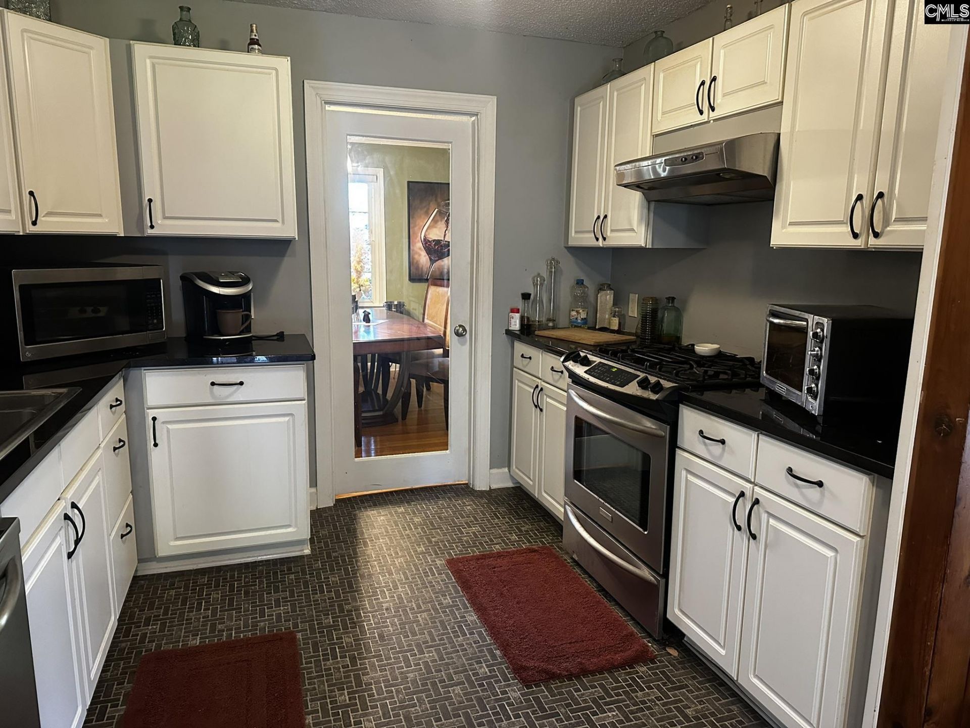 112 Pine Lane Photo 6