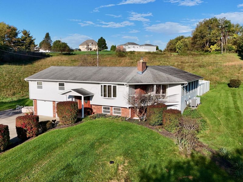 3023 Valley View Road NE, Lancaster, OH 43130 Photo 4