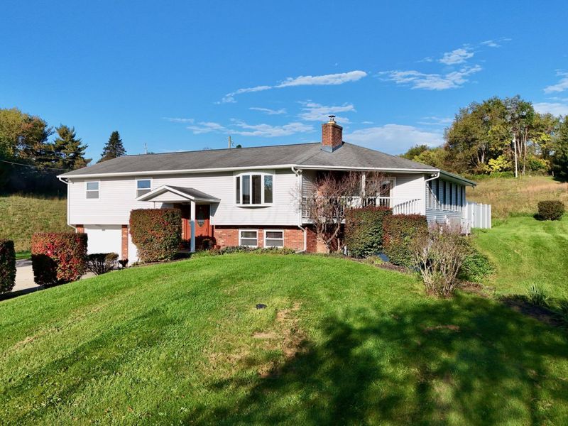 3023 Valley View Road NE, Lancaster, OH 43130 Photo 5