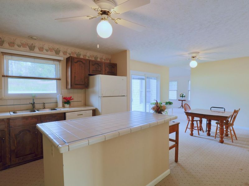 3023 Valley View Road NE, Lancaster, OH 43130 Photo 8