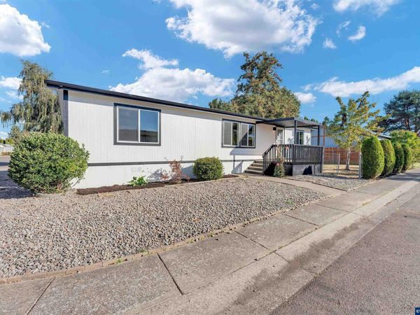 2151 Three Lakes #30 Rd SE, Albany, OR 97322
