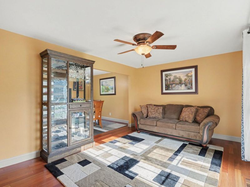 2212 Forest Pond Drive, Hebron, KY 41048 Photo 3