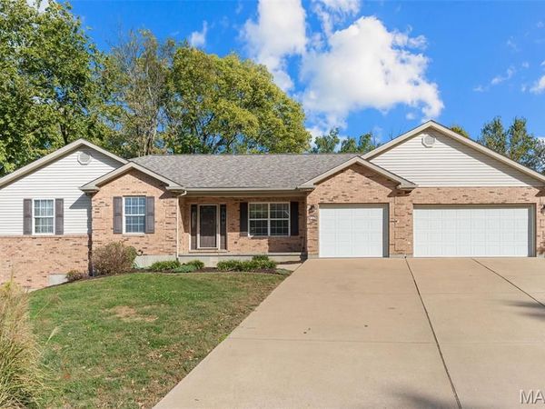 437 Cherie Court, Washington, MO 63090