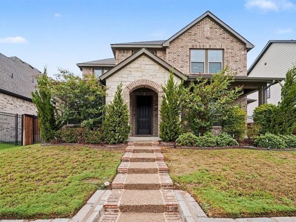 909 Almond Blossom Circle , Crowley, TX 76036