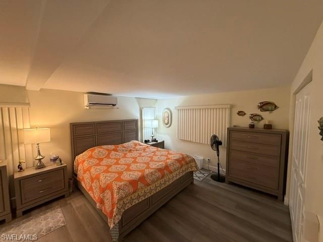 360 Shoreland Dr , Fort Myers, FL 33905 Photo