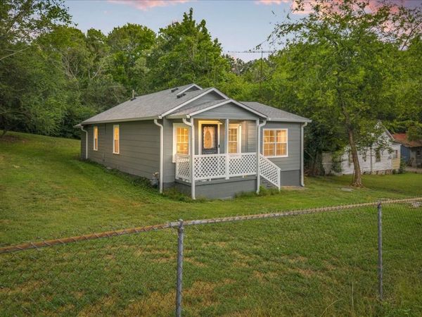1315 Clayton St , Athens, TN 37303