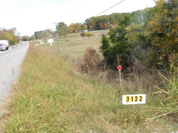 3132 Highway 31 E, Unit 2, Bethpage, TN 37022