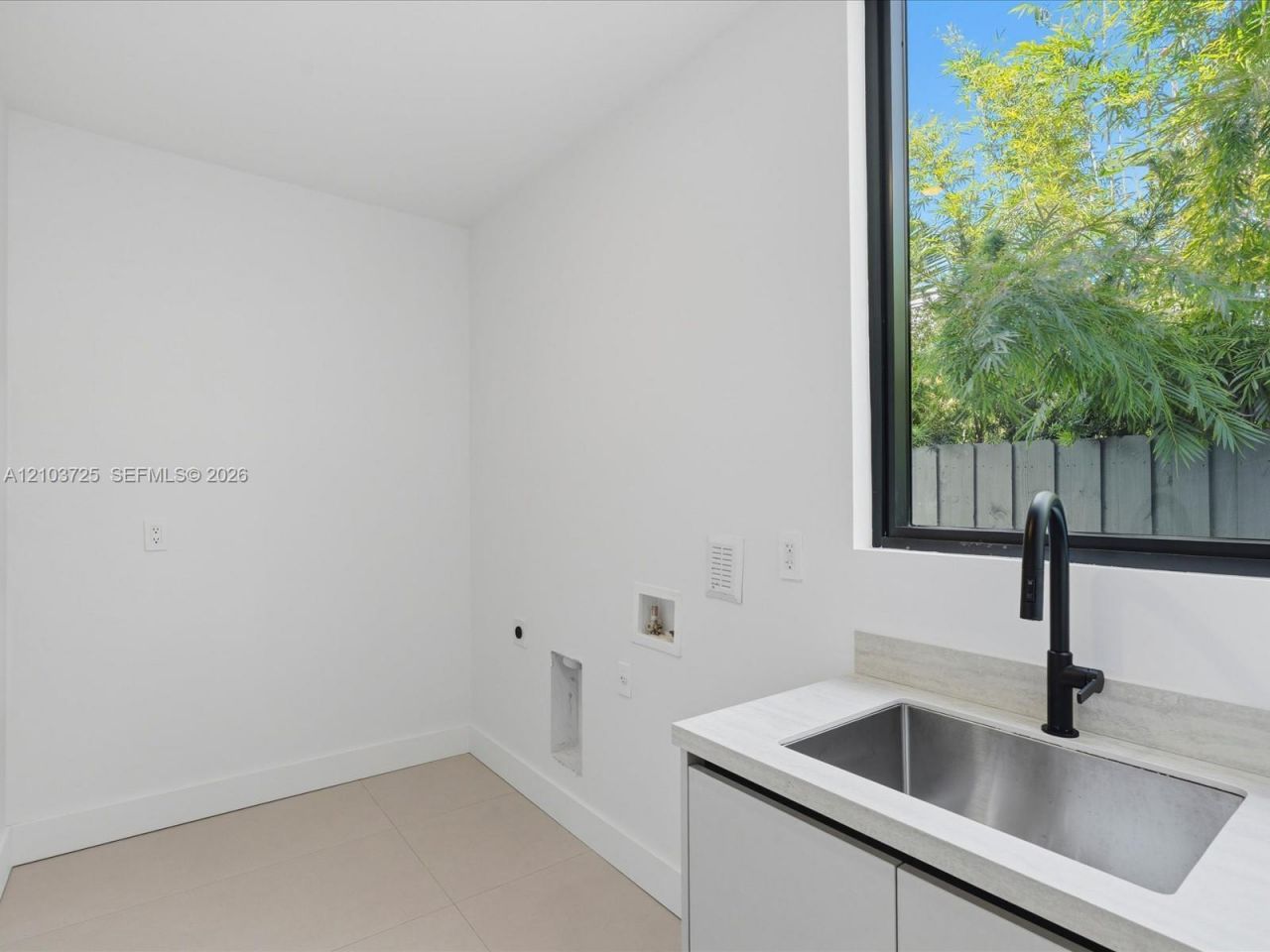 8220 SW 62nd Ct , Miami, FL 33143 Photo