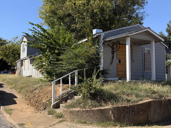 1417 PILLOW ST, Memphis, TN 38106