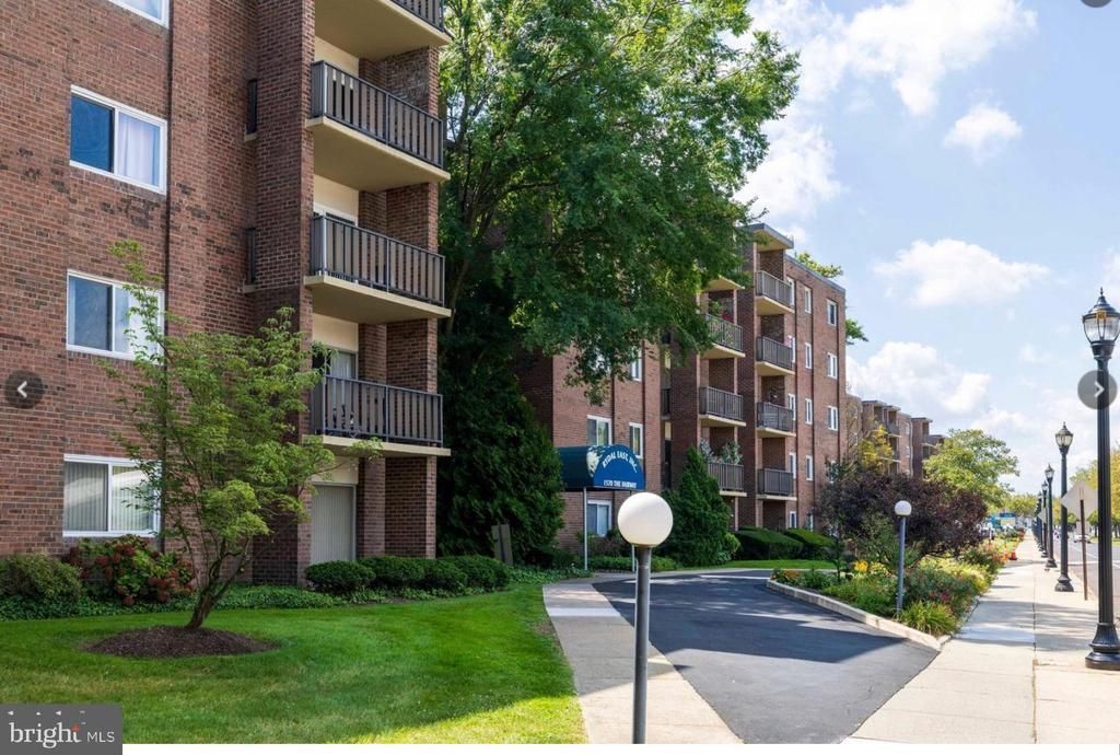 1570 THE FAIRWAY , JENKINTOWN, PA 19046