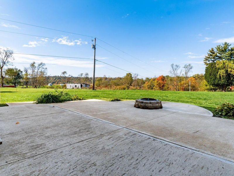 7957 Black Avenue , Cambridge, OH 43725 Photo 54