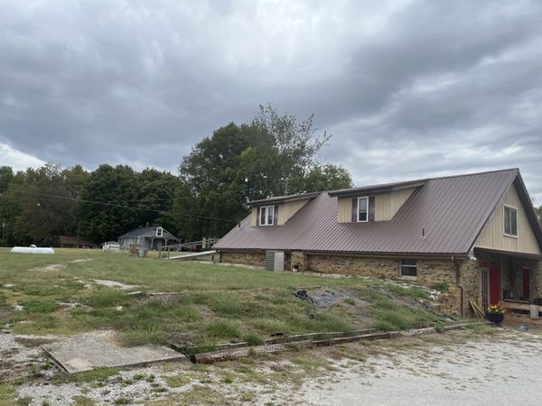 5075 N Thomas St , Clarksville, TN 37043