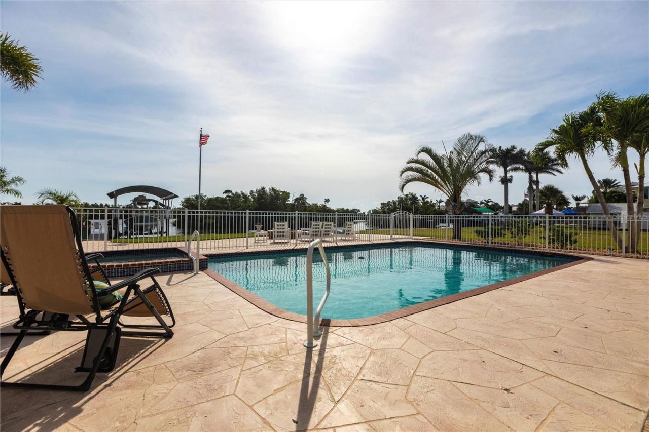 24197 Treasure Island Boulevard, Punta Gorda, FL 33955 Photo