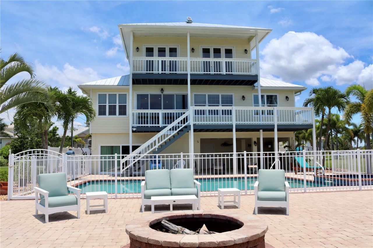 24197 Treasure Island Boulevard, Punta Gorda, FL 33955 Photo