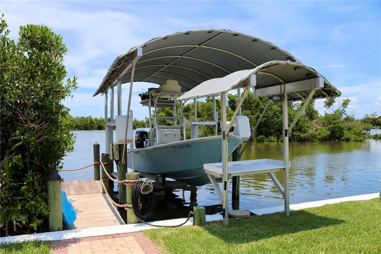 24197 Treasure Island Boulevard, Punta Gorda, FL 33955 Photo