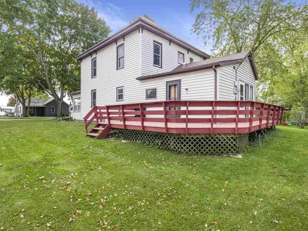 222 E Merrimac Street, Dodgeville, WI 53533