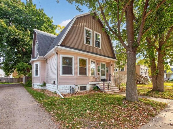 948 HOWARD STREET, Green Bay, WI 54303