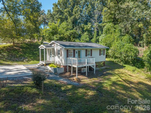 49 Livingston Street , Tryon, NC 28782