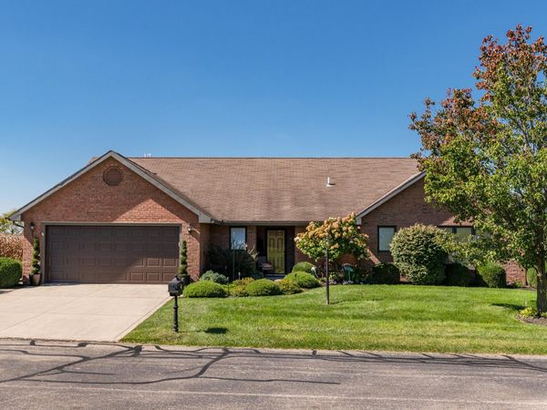 24 Bon Air Bend , Urbana, OH 43078