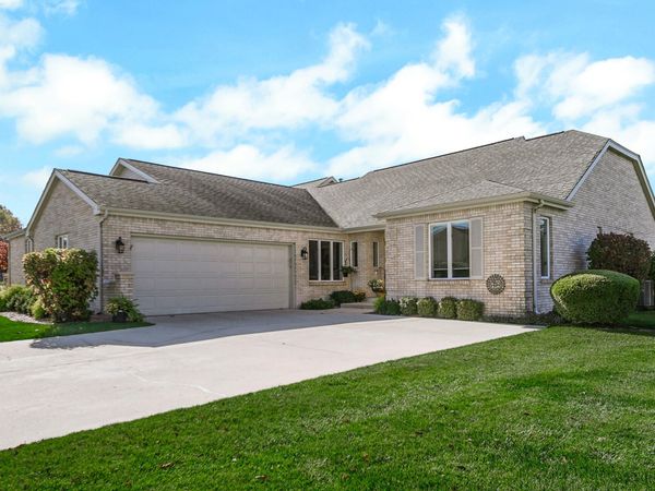 3508 Bob White Circle , Valparaiso, IN 46383