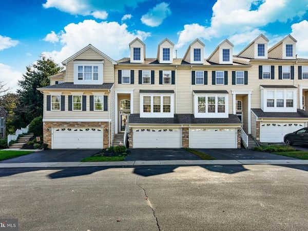 232 S AZALEA COURT, GLEN MILLS, PA 19342
